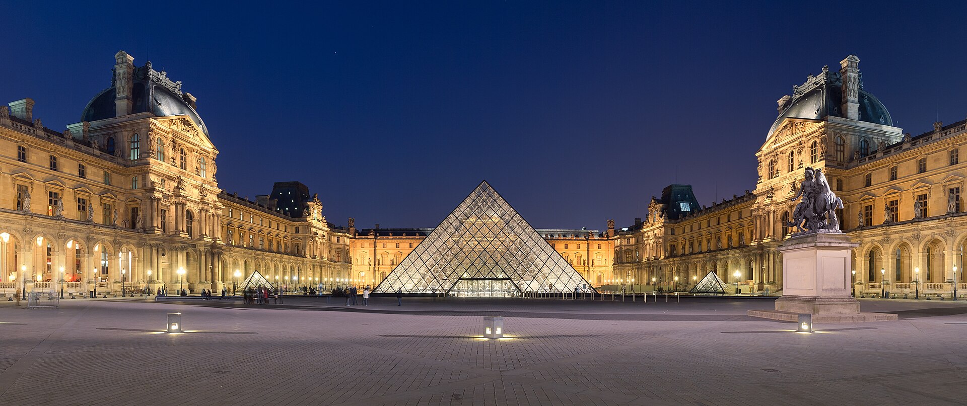 The Louvre's awesome pyramid