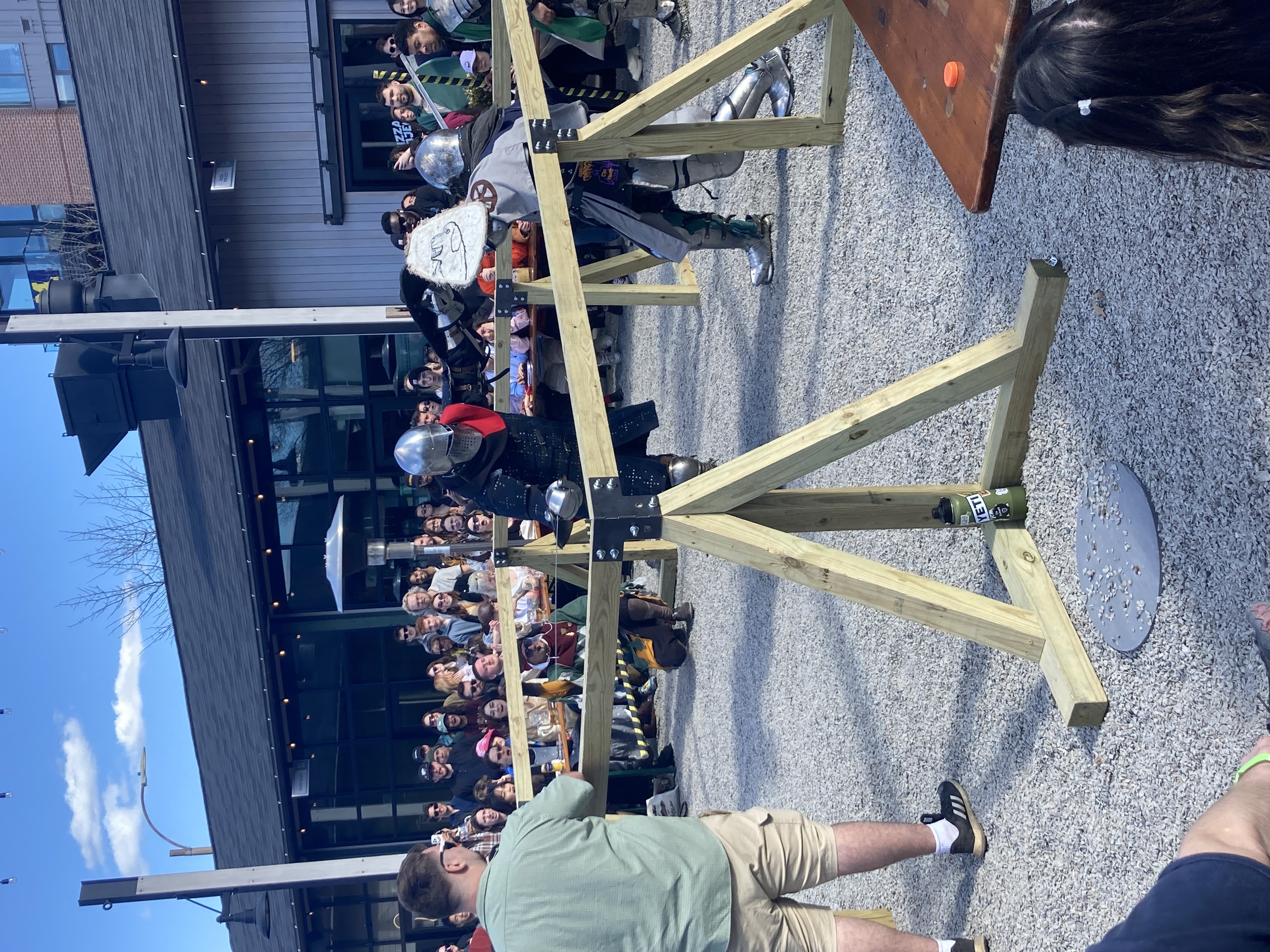 An armored sword fight!